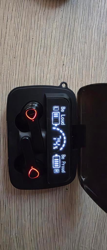 Draadloze In-Ear Oordopjes met Oplaadcase en Display, Ophalen of Verzenden, Zo goed als nieuw, Overige merken, Draadloos