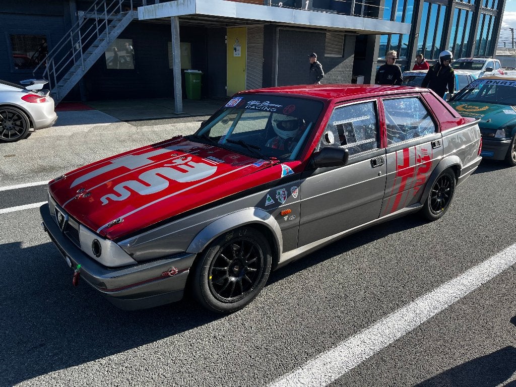 Alfa Romeo 75 2.0 TS Raceauto - Klaar voor het circuit!, Auto diversen, Raceauto's