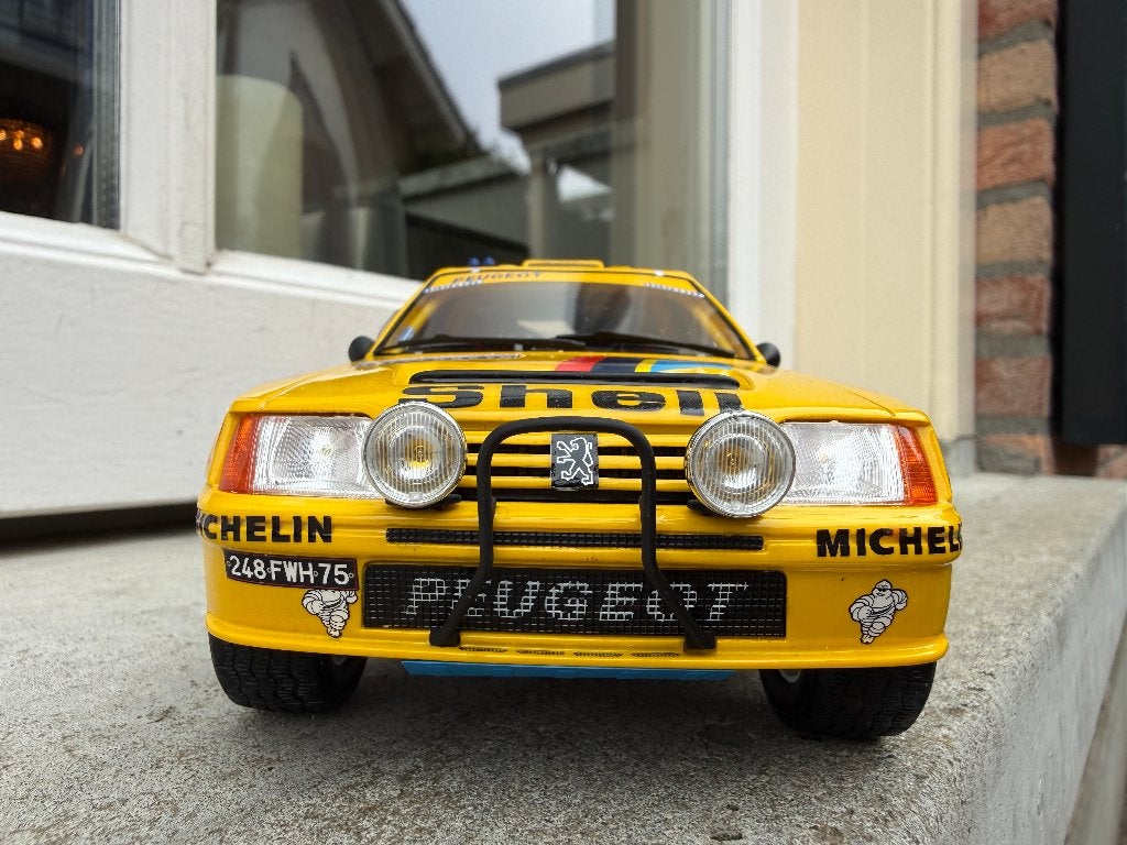 1:18 Peugeot 205 Grand Raid Dakar 1987 Otto Models OT354, 2, rue de l'écusson, Zone commerciale Oxygène Sud, Josselin, 56120, FR