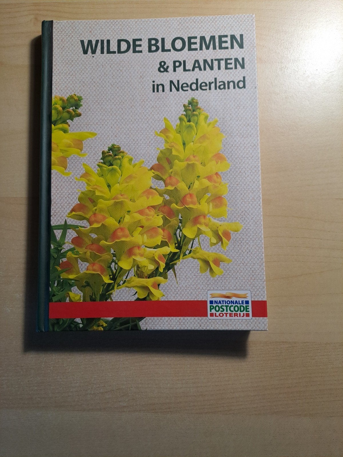 Wilde Bloemen & Planten in Nederland - Natuurgids, Boeken, Ophalen of Verzenden, Zo goed als nieuw, Bloemen, Planten en Bomen