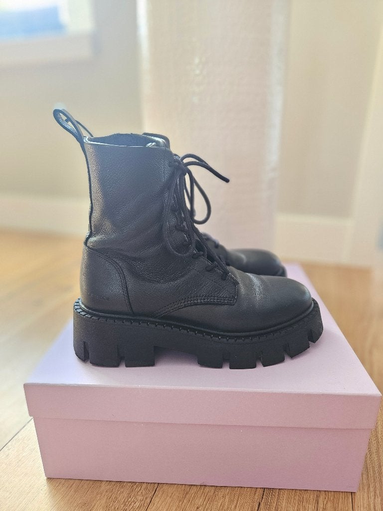 Copenhagen Studios boots mt 40, Kleding | Dames, Ophalen, Copenhagen Studios, Zwart, Lage of Enkellaarzen