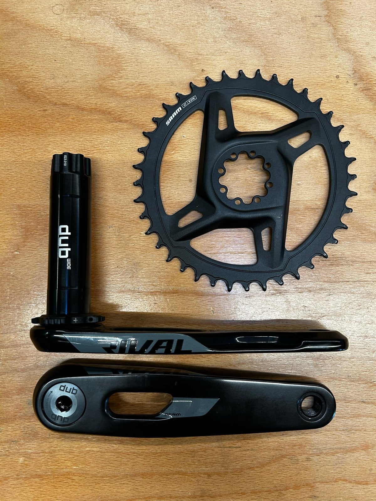 SRAM Rival Crankstel 172.5mm + 40T blad - Zo goed als nieuw, Fietsen en Brommers, Ophalen of Verzenden, Zo goed als nieuw, Gravelbike