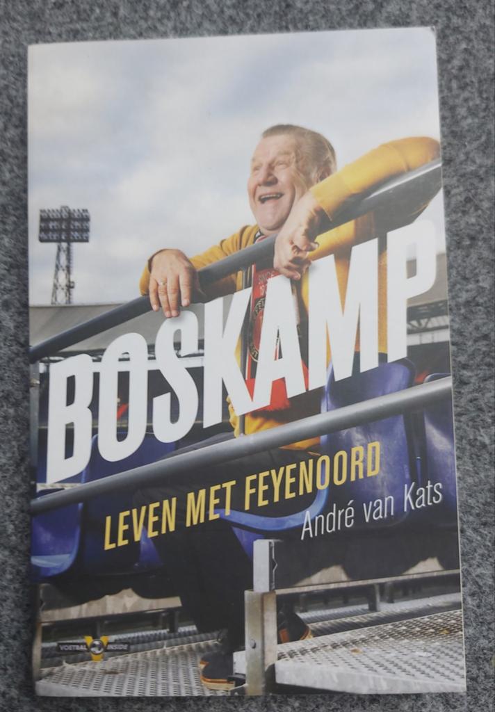 Andre van Kats - Boskamp, Ophalen of Verzenden, Zo goed als nieuw, Andre van Kats, Balsport
