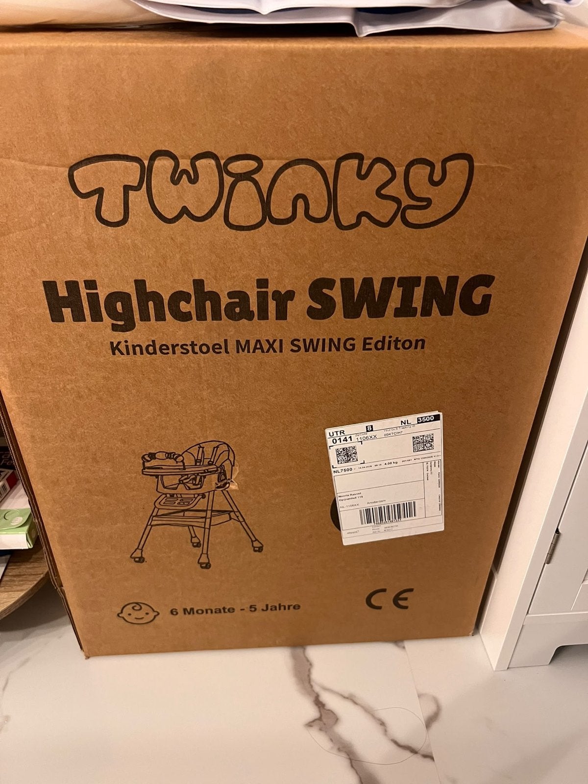 Nieuw in doos. Twinky Highchair Swing Kinderstoel, Ophalen, Nieuw, Overige typen, Afneembaar eetblad