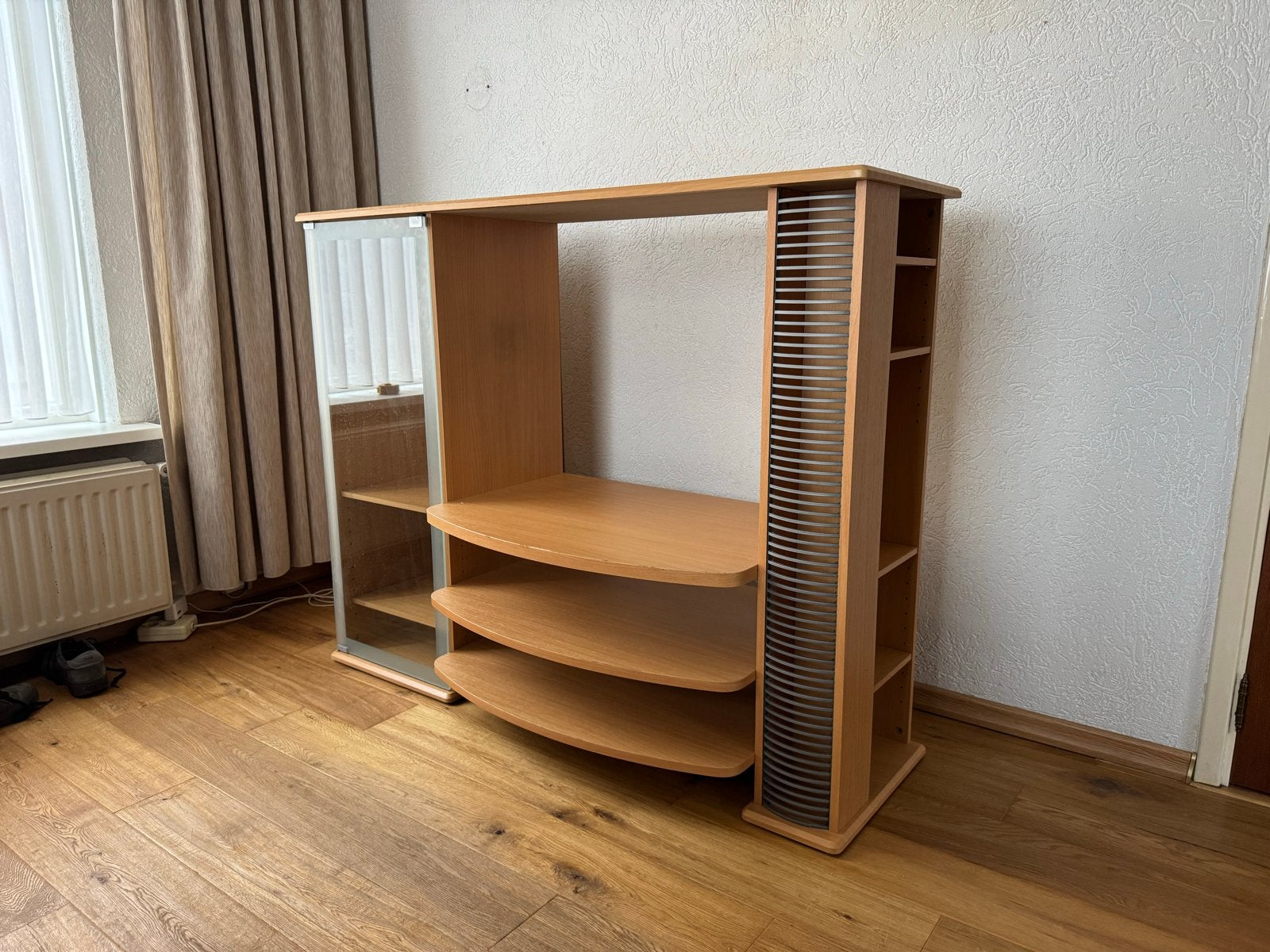 GRATIS TV MEUBEL L1420 x B550 x 1125 mm met vitrine + CD rek, Ophalen, Gebruikt, 100 tot 150 cm, 100 tot 150 cm