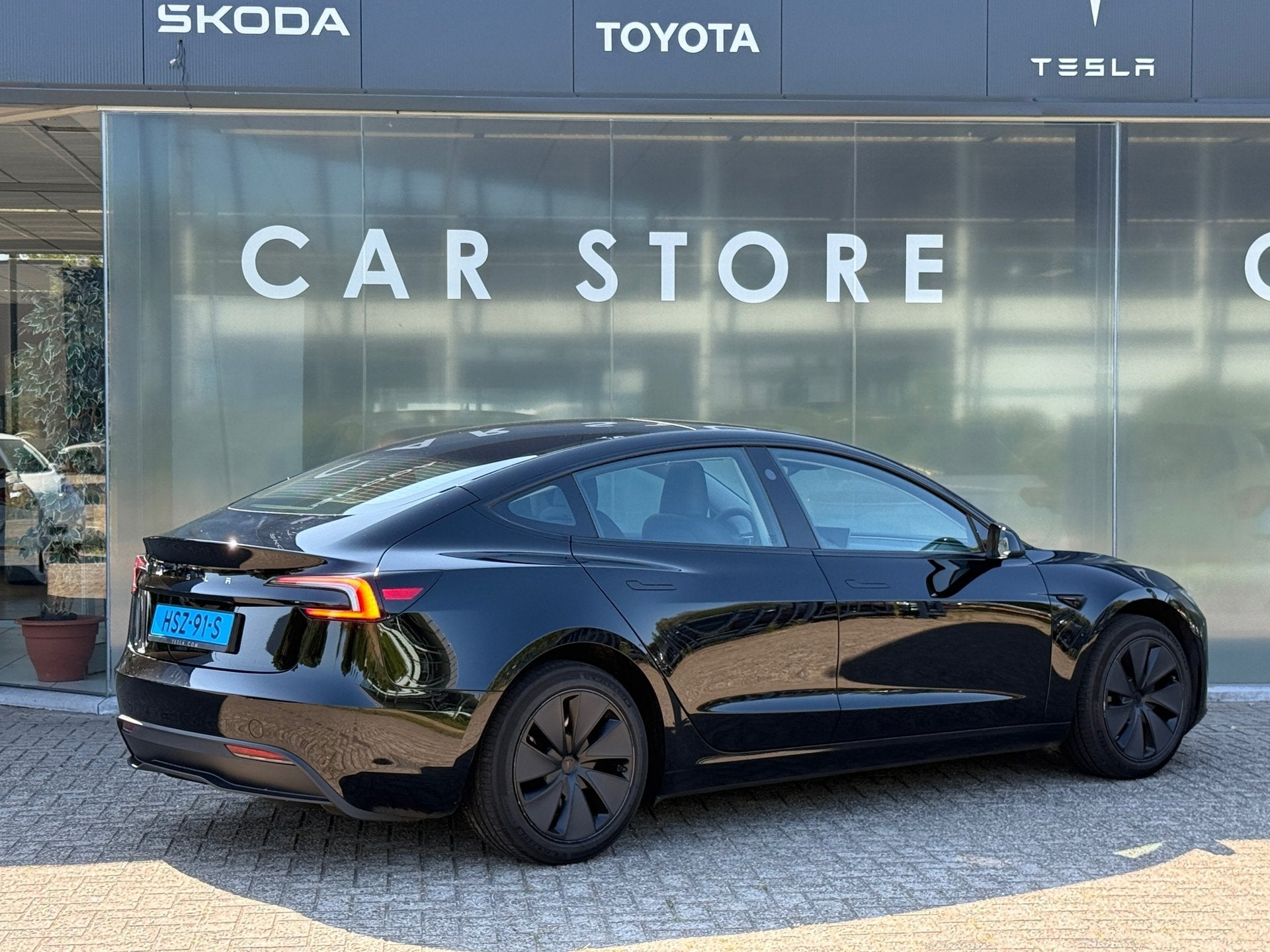 Tesla MODEL 3 Premium Long Range RWD 78 kWh TAXI RIJKLAAR IN, Auto's, Automaat, Achterwielaandrijving, Gebruikt, Zwart