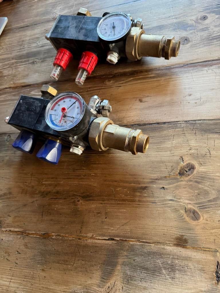 Vloerverwarming verdeler met 2 groepen, Ophalen, Minder dan 30 cm, Overige typen, Nieuw