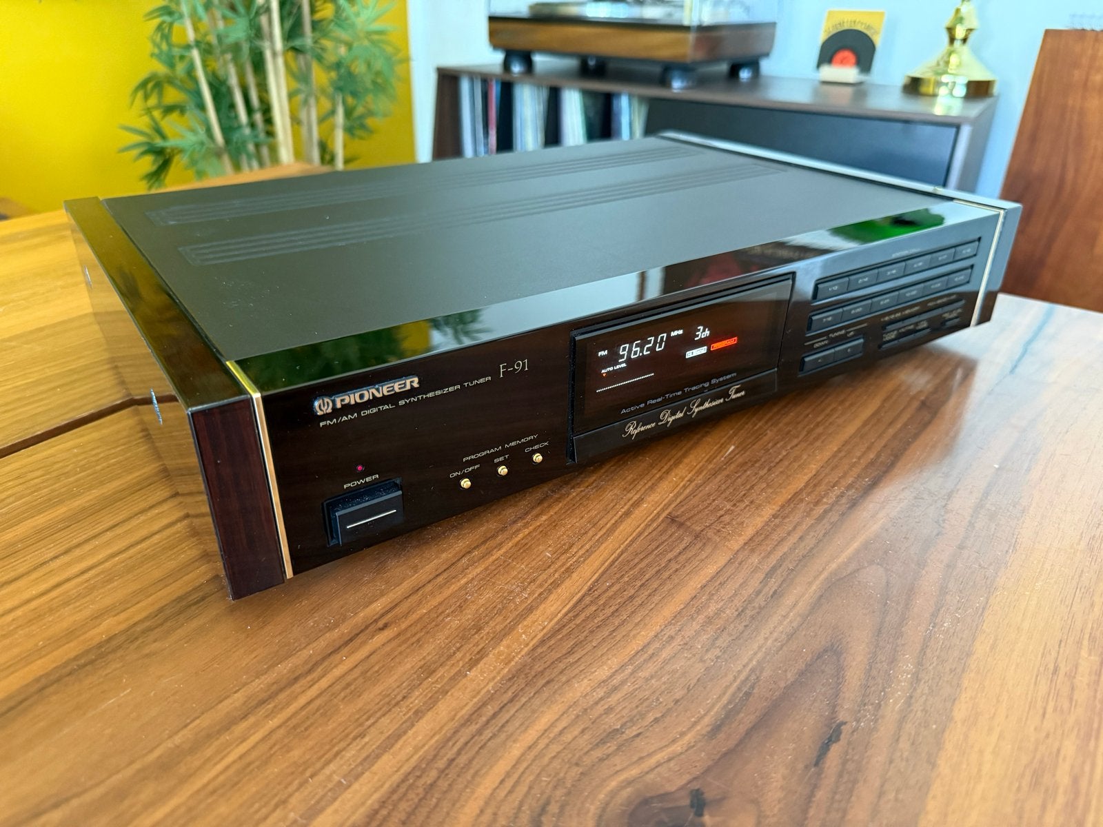 Pioneer F91 Elite tuner met urushi panelen in topstaat, Ophalen of Verzenden, Zo goed als nieuw, Analoog