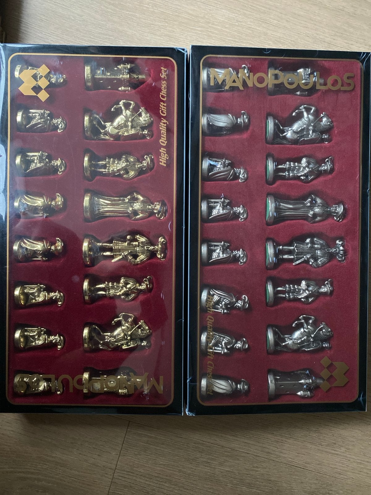 Manopoulos Schaakspel - Luxe Gift Set met Schaakbord, Een of twee spelers, Ophalen of Verzenden, Zo goed als nieuw