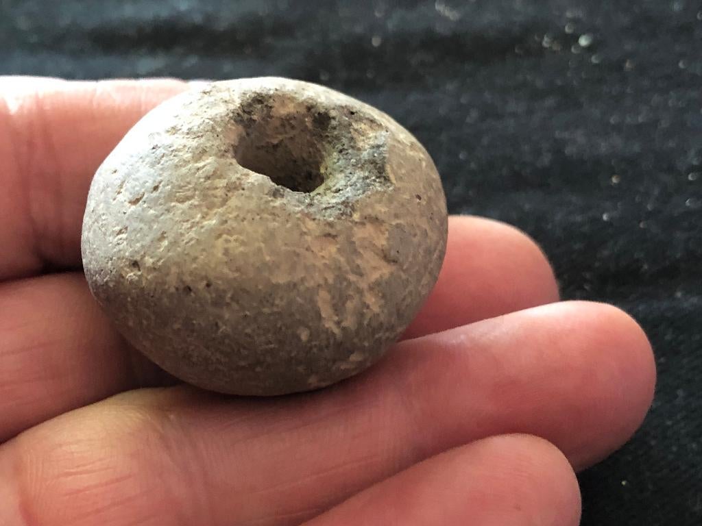 Romeins Keltische SPINSTEEN 2200 jr oud INTACT bodemvondst, Ophalen of Verzenden