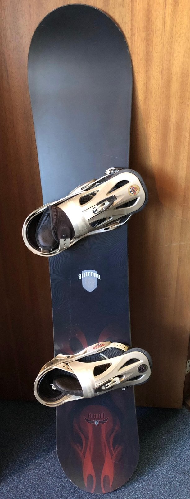 burton baron es snowboard Counterbalance Camber Snowboard, Hallucinate / 154W Compatibility The Channel Board Mount is compatible with all major bindings and lets you dial in the stance exactly the way you like it. Burton Baron ES, 2005
