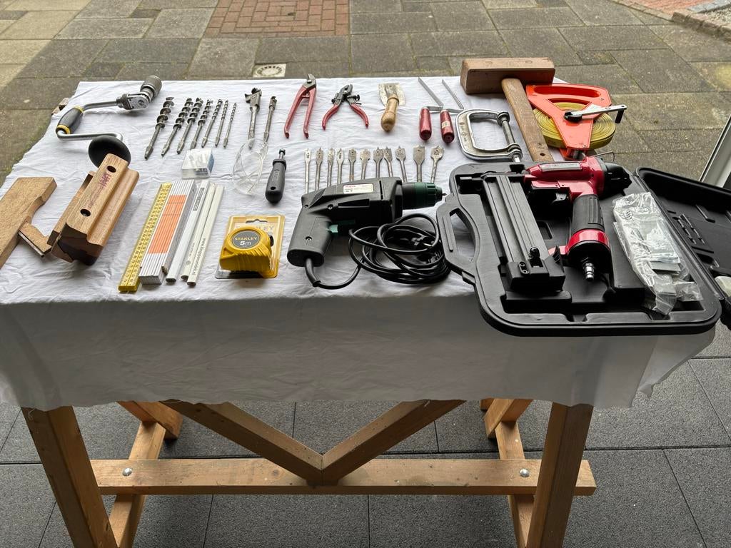 Diverse gereedschap: van boormachine tot nietpistool, Ophalen of Verzenden, Zo goed als nieuw