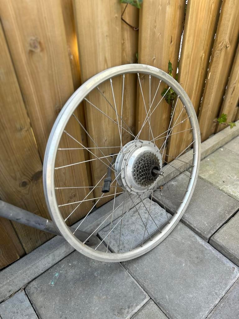Fietswiel met motor sparta displays en lader, Fietsen en Brommers, Fietsonderdelen, Ophalen, Gebruikt, Wiel