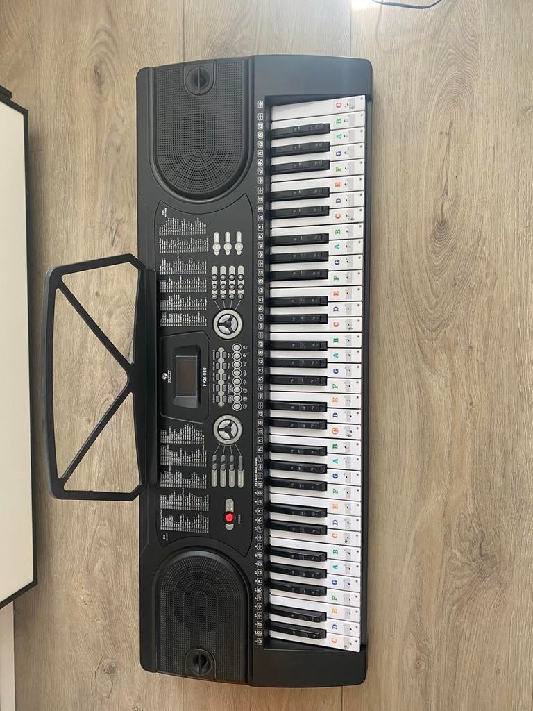 Keyboard fazley, Muziek en Instrumenten, Keyboards, Ophalen, Zo goed als nieuw, 61 toetsen, Overige merken