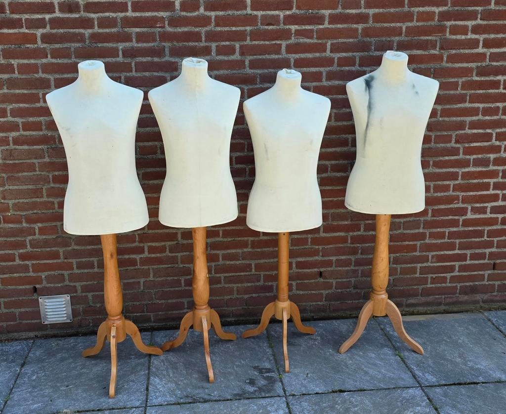 4x Paspop / Buste / Etalagepop / Torso op poot, Ophalen, Landmacht, Duitsland, Kleding of Schoenen