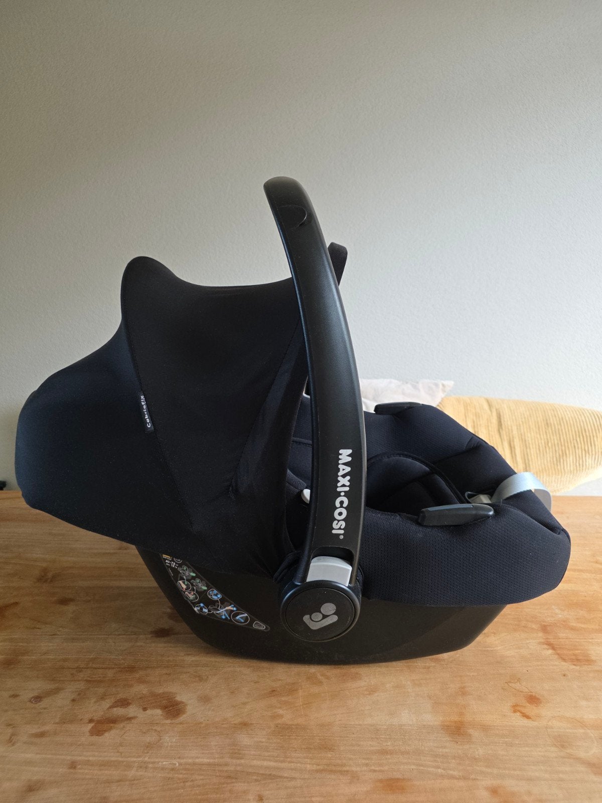 Maxi-Cosi Cabriofix i-Size autostoel, Kinderen en Baby's, Autostoeltjes, Ophalen, Autogordel of Isofix, Zo goed als nieuw, 0 t/m 13 kg