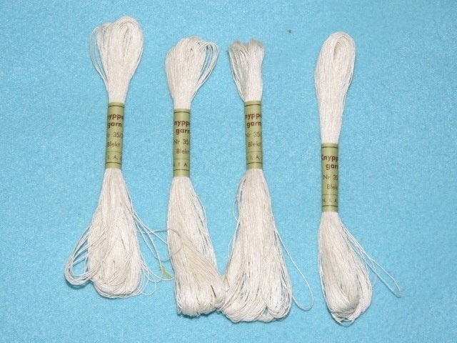 4x Vintage Knyppelgarn linnen 35/3 gebleekt N.I.A.B. Zweden, Hobby en Vrije tijd, Kantklossen, Ophalen of Verzenden, Nieuw, Garen