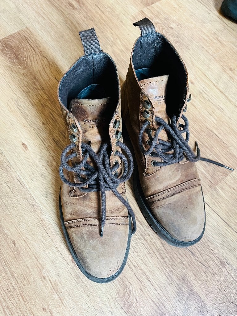 Leather Boot, Bruin, Boots, Ophalen of Verzenden, Zo goed als nieuw