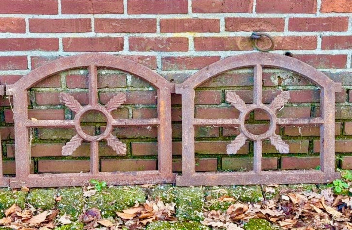 Gietijzeren stalramen. Per stuk of set. (4 stuks), Ophalen, Gebruikt, Minder dan 80 cm, Minder dan 80 cm