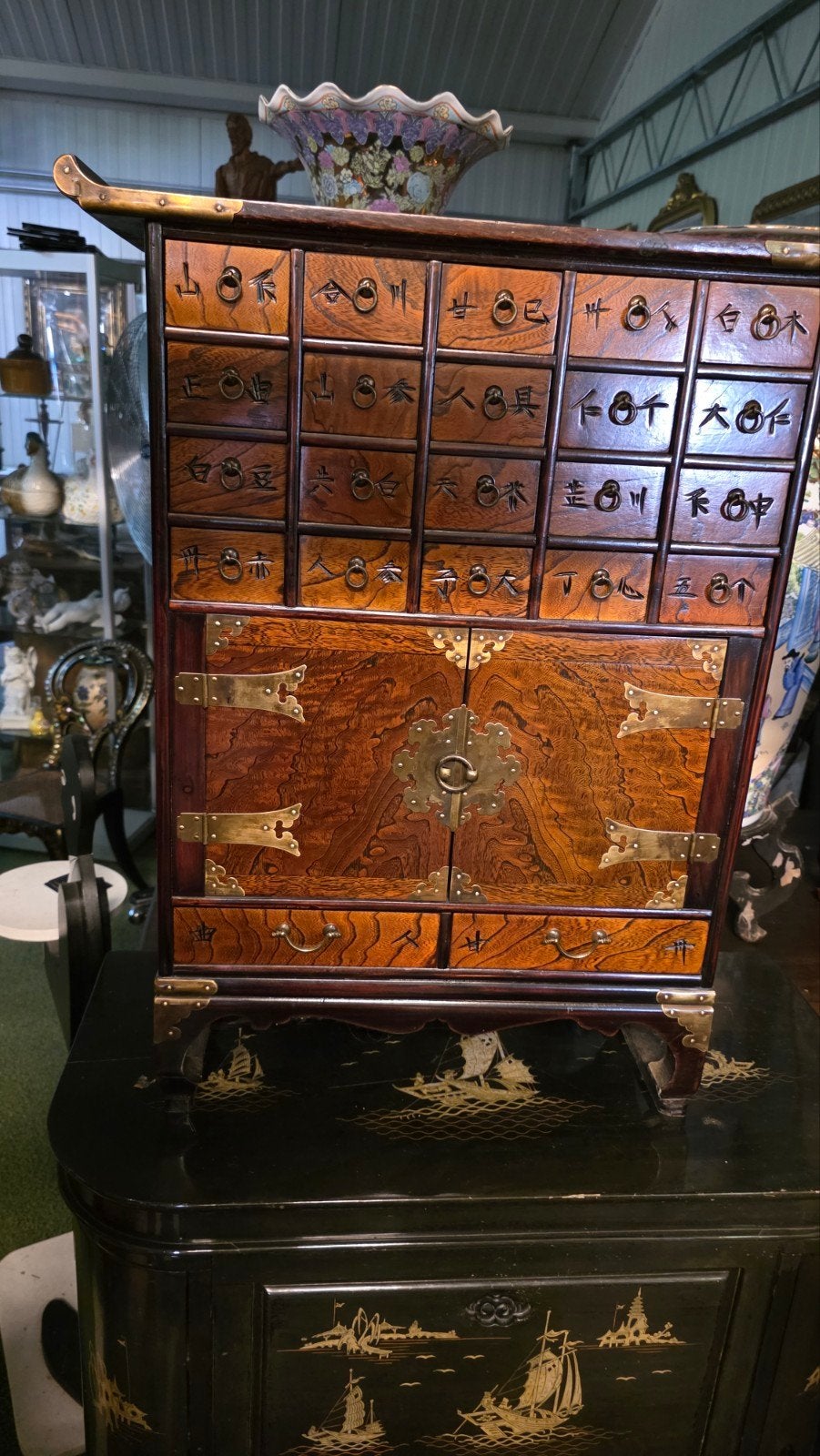 chinees / koreaans medicijnen kast, Antiek en Kunst, Ophalen