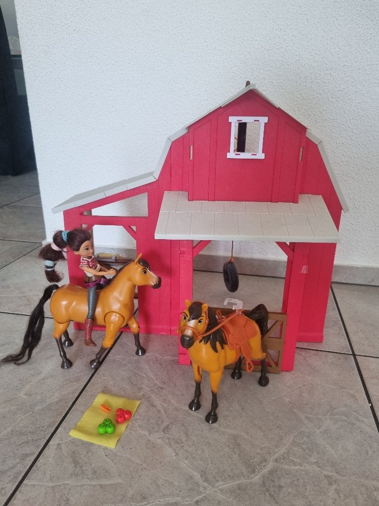 Spirit paardenstal, Ophalen of Verzenden, Zo goed als nieuw, Jongen of Meisje