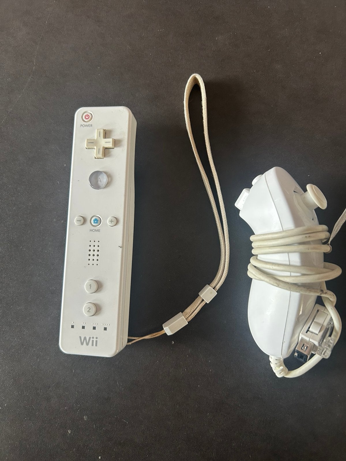 Nintendo wii controller + numchuck controller, Spelcomputers en Games, Spelcomputers | Nintendo Consoles | Accessoires, Ophalen of Verzenden