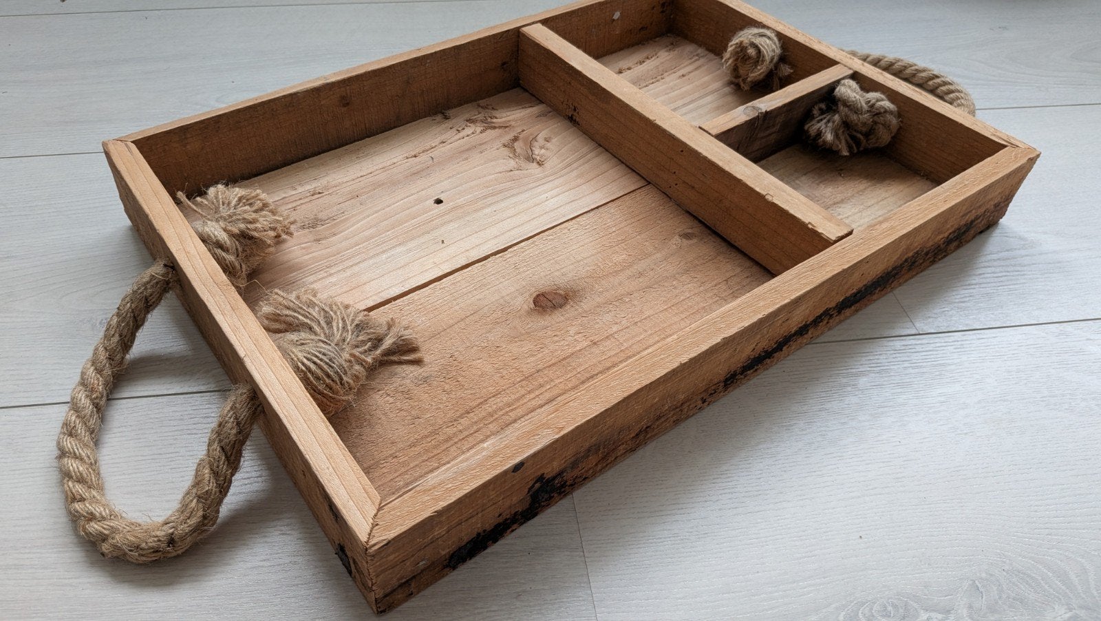 Houten dienblad, enkel voor de sier, Ophalen of Verzenden, Zo goed als nieuw, Dienblad, Met handvatten