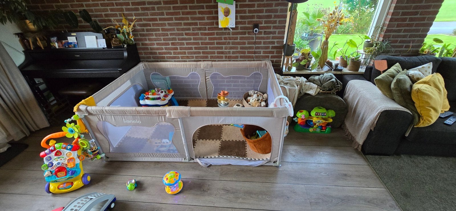 Lionelo Box met Speelmat - Zo goed als nieuw, Ophalen, Zo goed als nieuw, Rechthoekig, Boxkleed