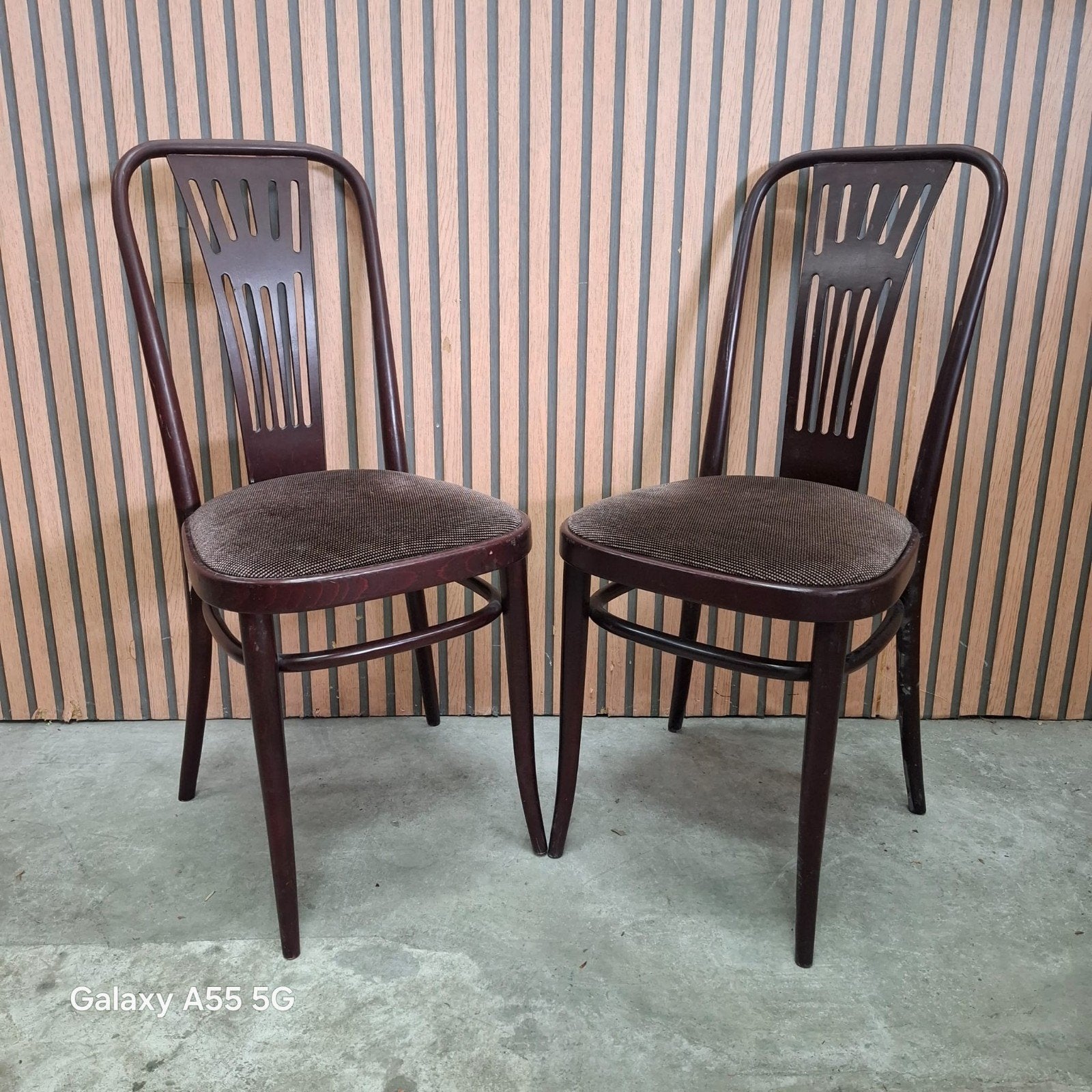 70 stuks Vintage Thonet Cafestoelen cafe stoelen hout bistro, Bruin, Ophalen of Verzenden, Zo goed als nieuw, Vijf, Zes of meer stoelen