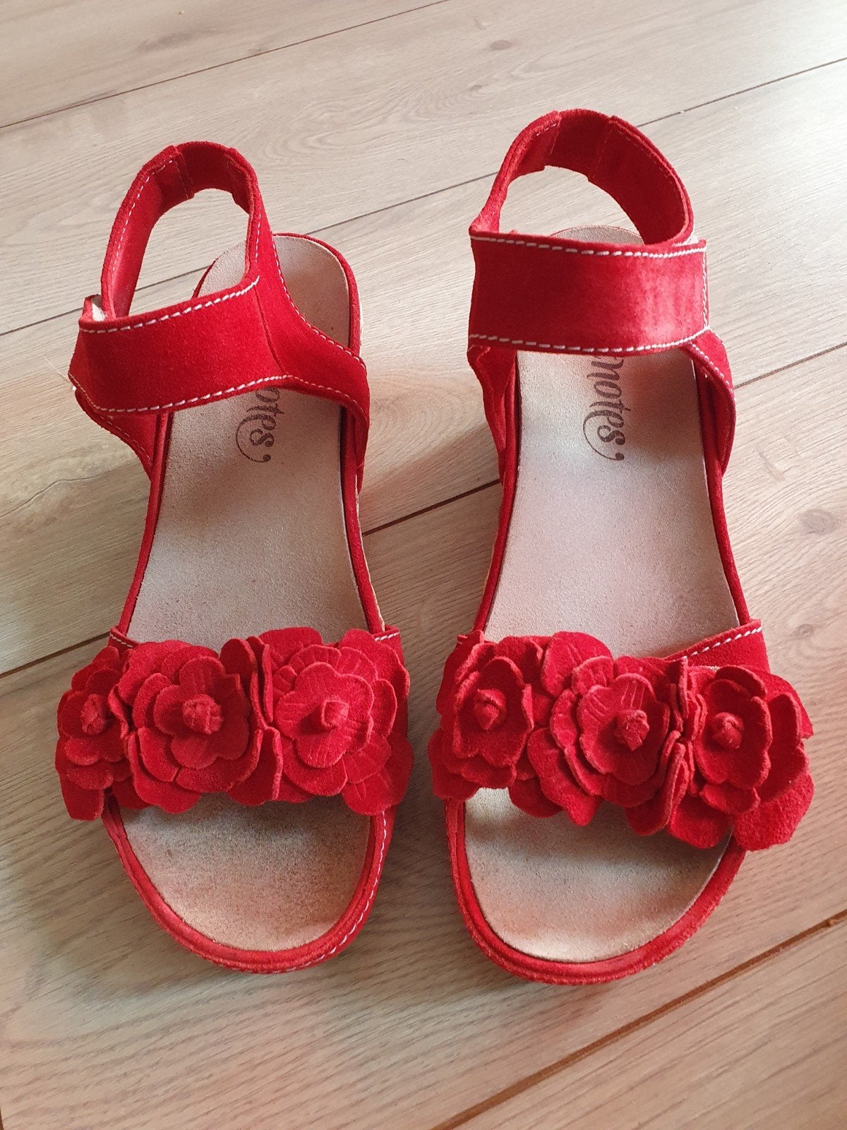 Footnotes rode sandalen maat 40 - zo goed als nieuw, Kleding | Dames, Schoenen, Zo goed als nieuw, Footnotes, Rood, Sandalen of Muiltjes