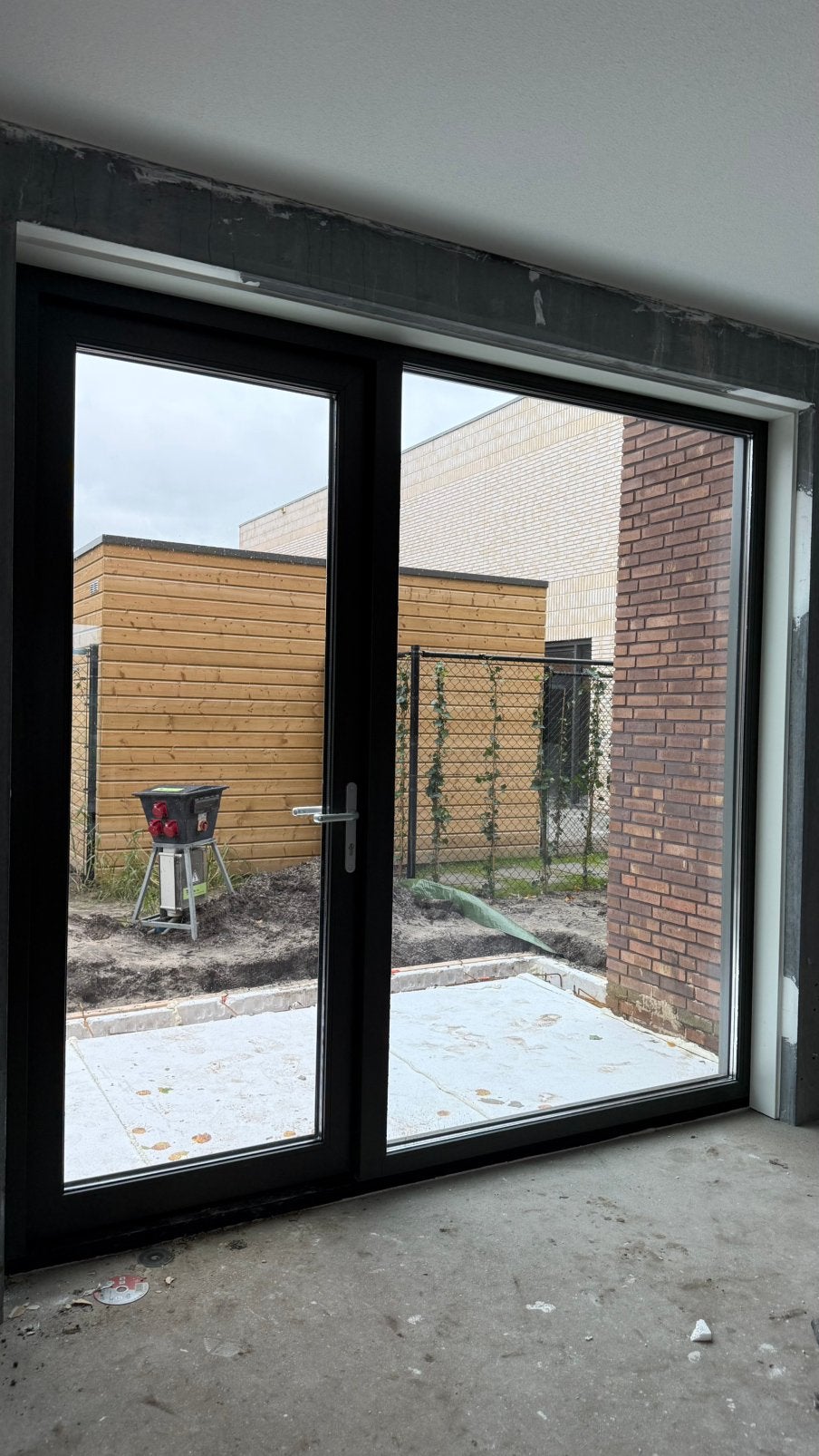 Gloednieuw kunststof kozijn raam deur antraciet, Doe-het-zelf en Verbouw, Kunststof, Raamkozijn, Zo goed als nieuw, Ophalen