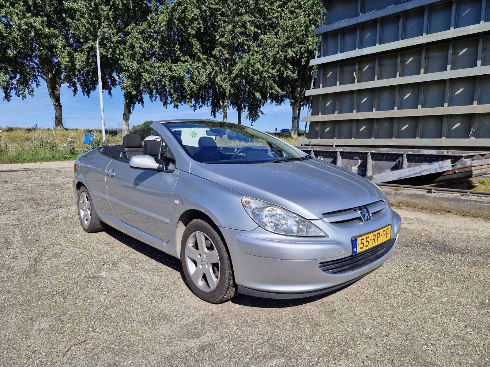 Peugeot 307 1.6 16V CC 2005 Grijs, Zwart, 4 cilinders, Cabriolet, 4 stoelen