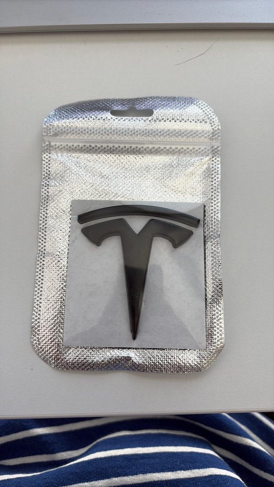 Tesla logo - gratis verzending, Auto-onderdelen, Klein materiaal, Amerikaanse onderdelen, Nieuw, Ophalen of Verzenden