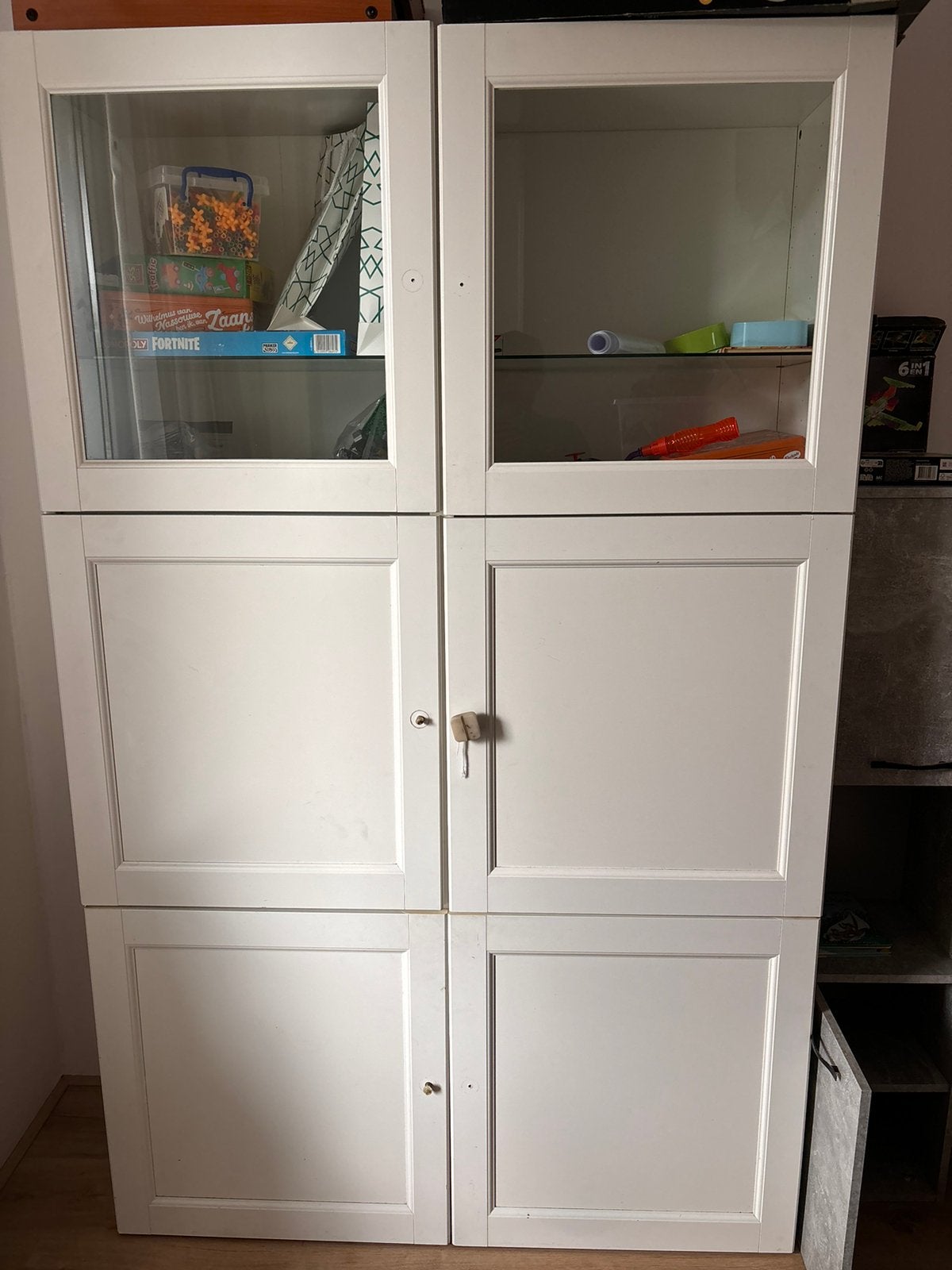 Ikea witte kast, Huis en Inrichting, Kasten | Computermeubels, Ophalen, Zo goed als nieuw