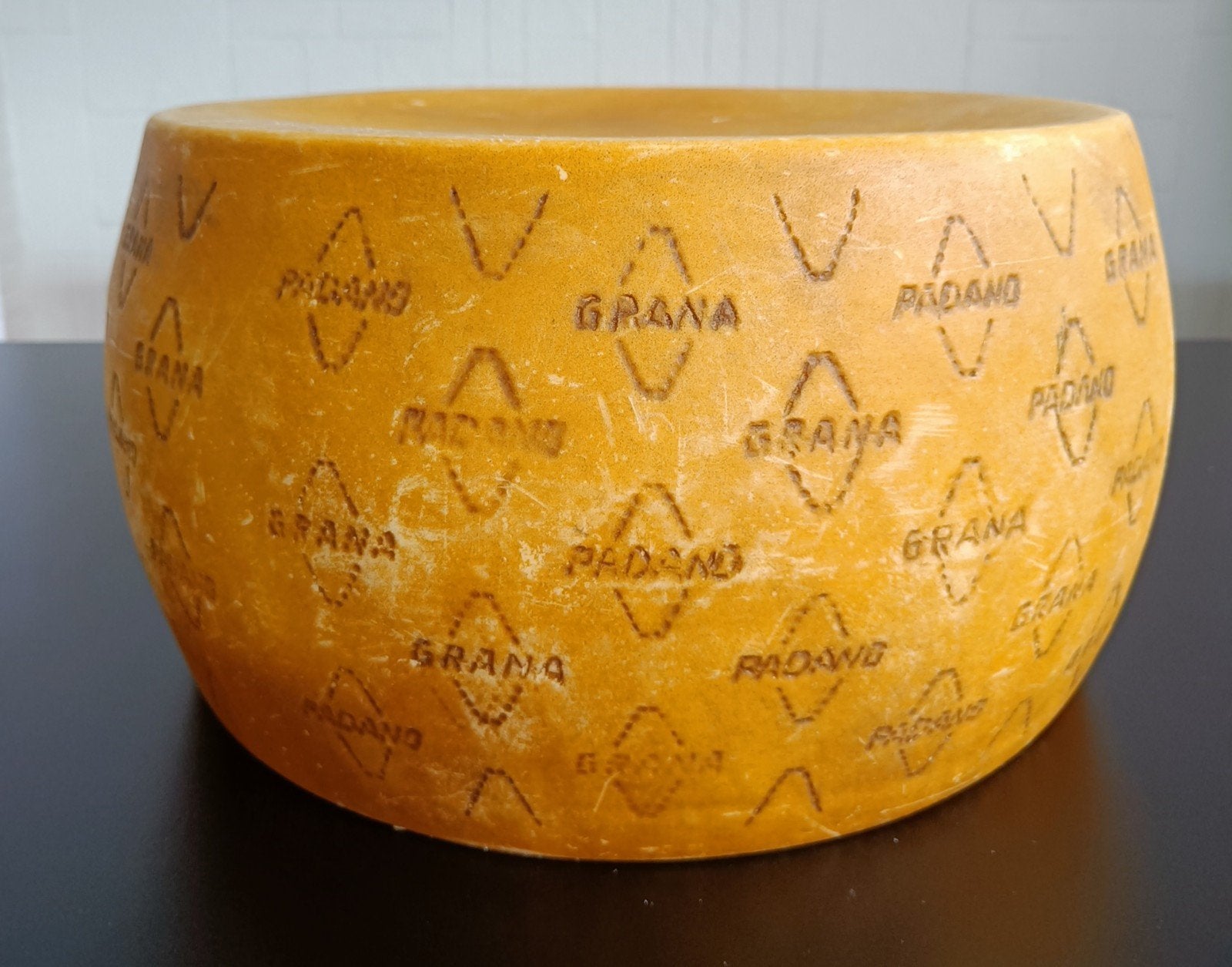 Grana Padano Italiaanse kaas dummy., Ophalen of Verzenden