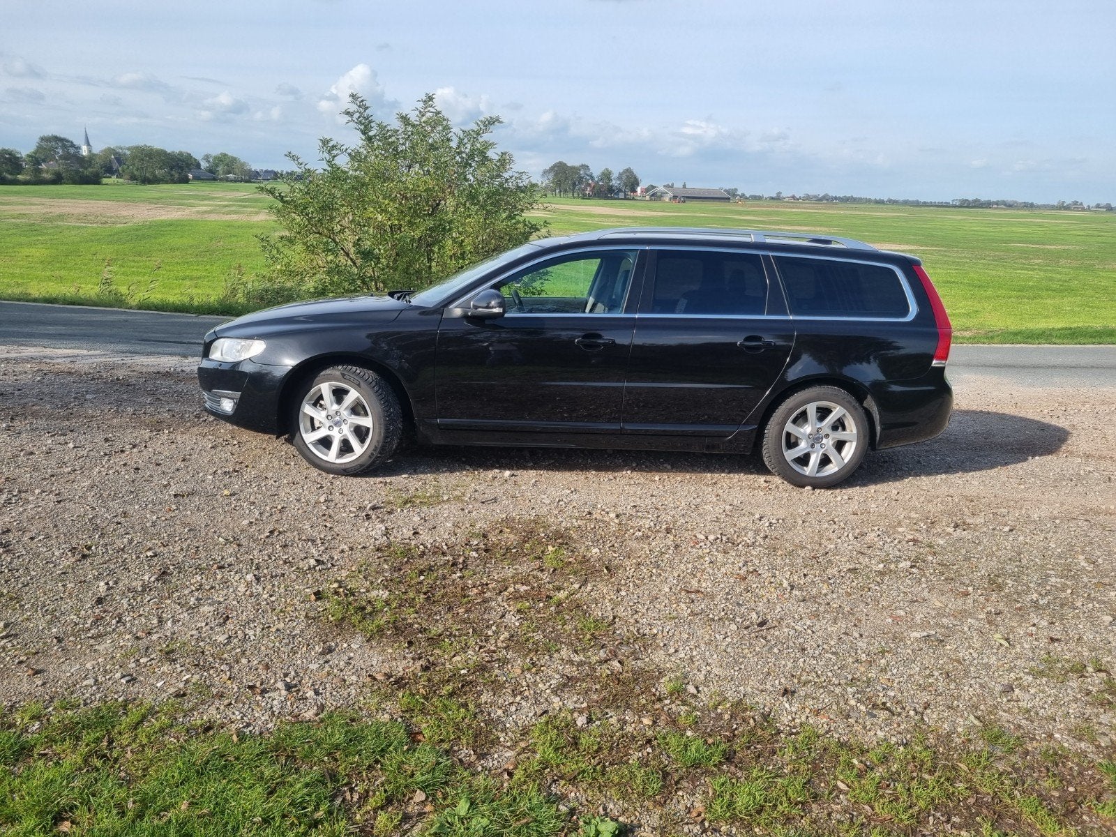 Volvo V70 2.0 D3 AUT 2016 Zwart, Auto's, 1800 kg, 4 cilinders, 1969 cc, Stationwagon
