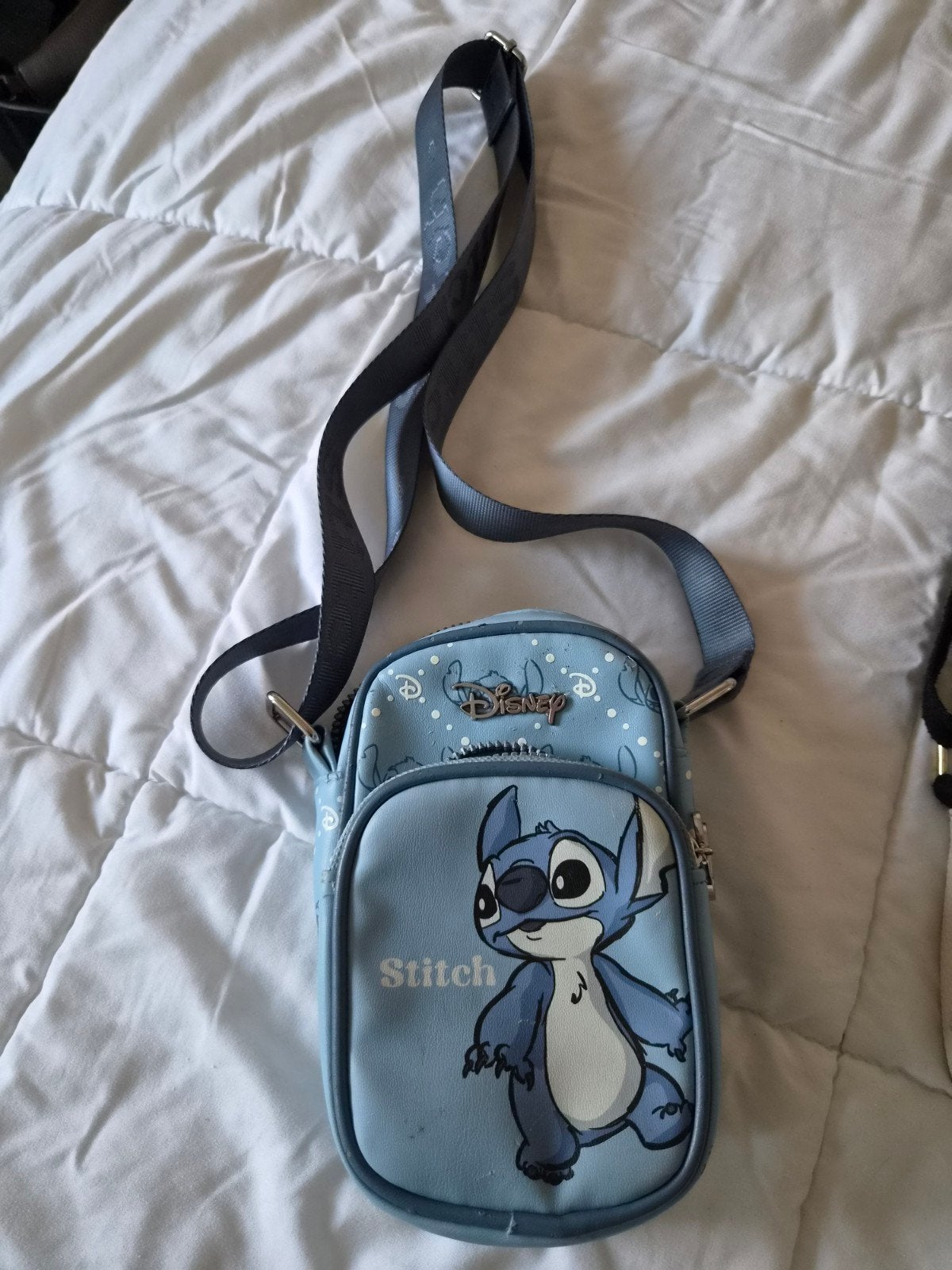 Disney Stitch Schoudertasje - Zo goed als nieuw, Ophalen of Verzenden, Zo goed als nieuw, Blauw, Schoudertasje