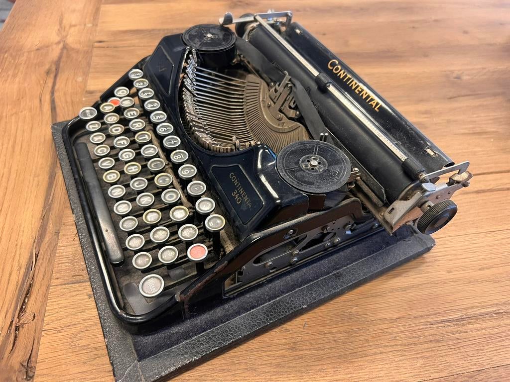 Oude type machine(niet werkend), Diversen, Typemachines, Ophalen, Gebruikt