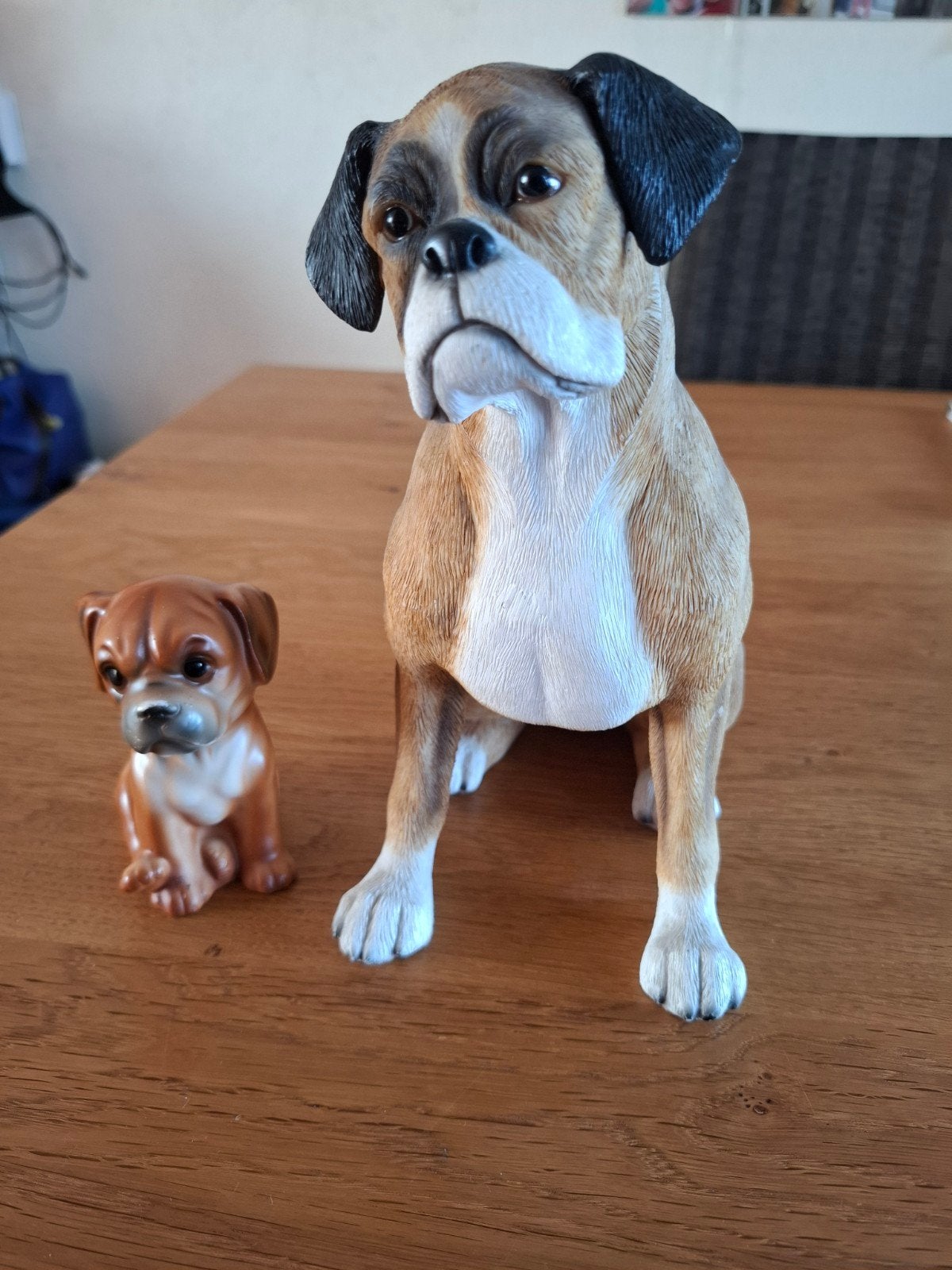 Boxer Hondenbeeldjes - Set van 2, Ophalen of Verzenden, Zo goed als nieuw, Modern, Bruin