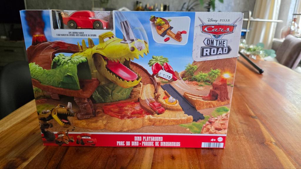 Disney Pixar Cars On The Road Dino Speelset, Ophalen of Verzenden, Nieuw