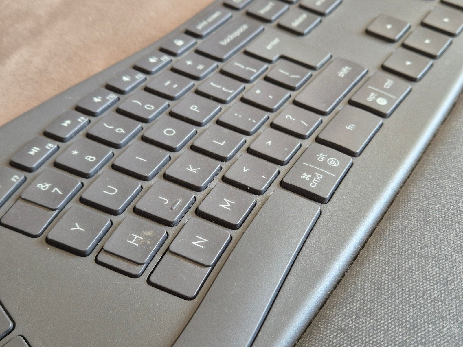 Logitech Ergo K860 Ergonomisch Draadloos Toetsenbord, Computers en Software, Logitech, Ophalen of Verzenden, Zo goed als nieuw