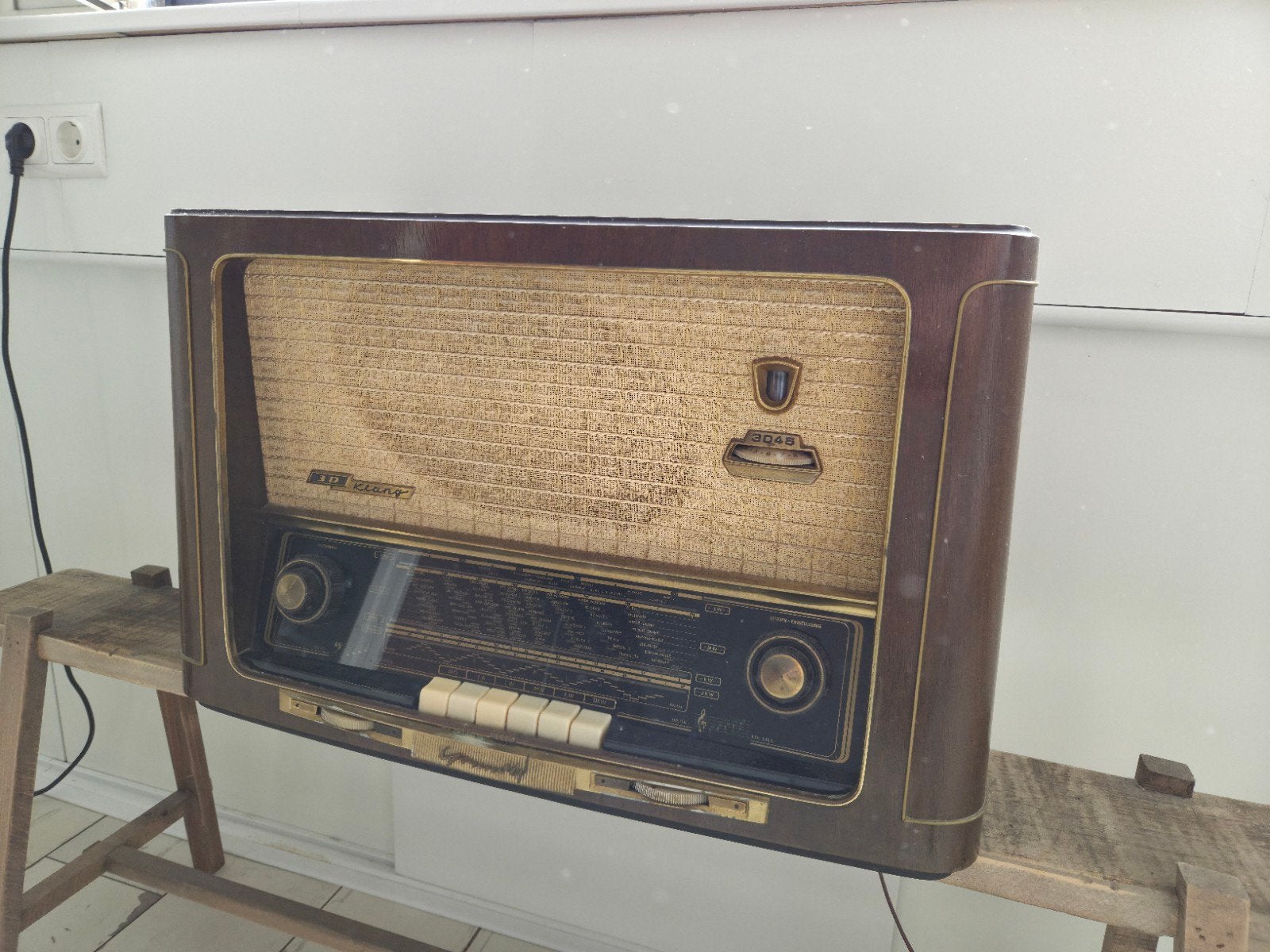 Antieke Radio (eventueel met Bluetooth box, voor meerprijs), Audio, Tv en Foto, Ophalen of Verzenden, Gebruikt, Radio