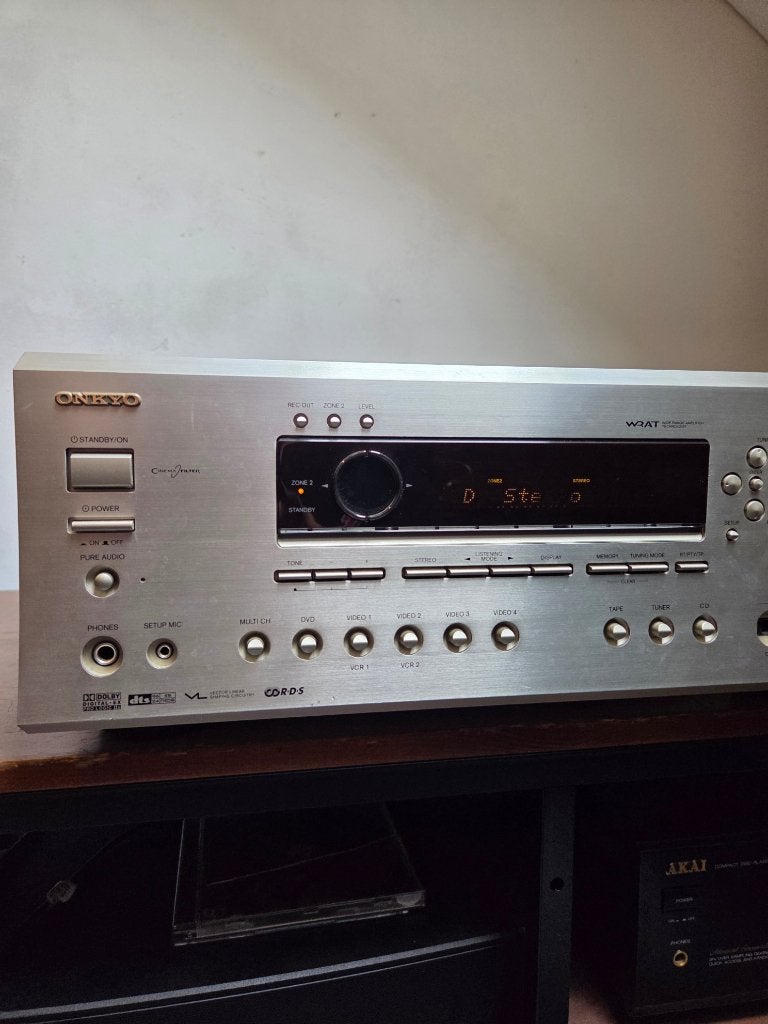 2 x Receiver Onkyo en een Pioneer gaan p.st, Ophalen, 60 tot 120 watt, Pioneer, Gebruikt