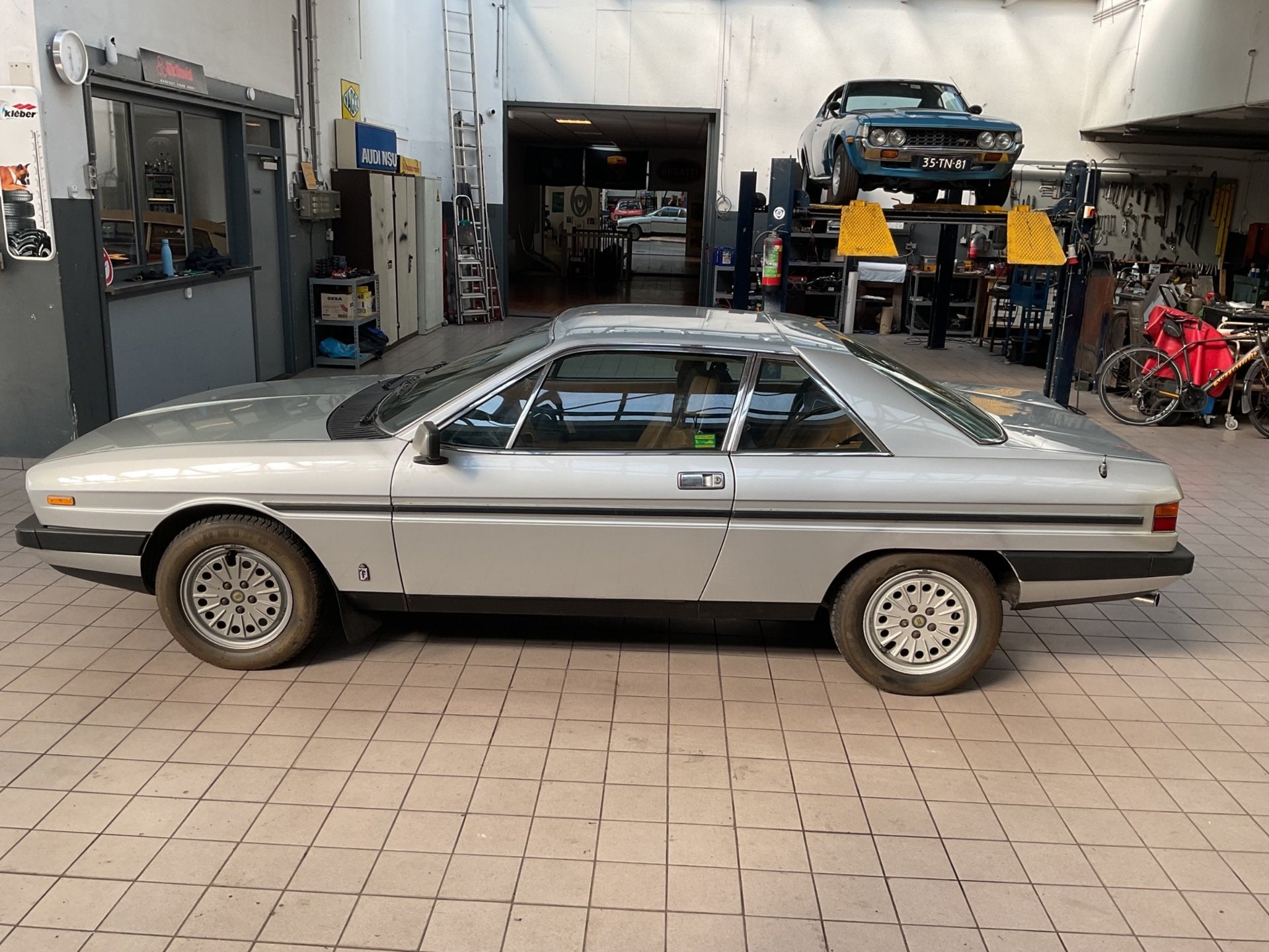 Lancia Gamma Coupé 2500 Injectie, handbak, leer, origineel!, Auto's, Voorwielaandrijving, Dealer onderhouden, Gebruikt, Overige modellen