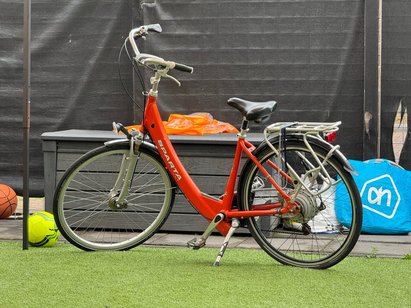 Sparta fiets - rijdt prima, ketting ratelt, Ophalen, Gebruikt, Sparta