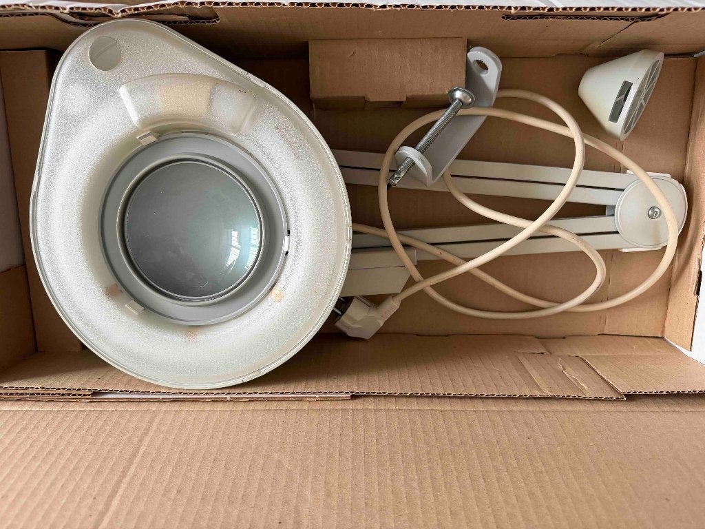 Luxo loeplamp LFM3D-101, Ophalen, Gebruikt, Loeplamp