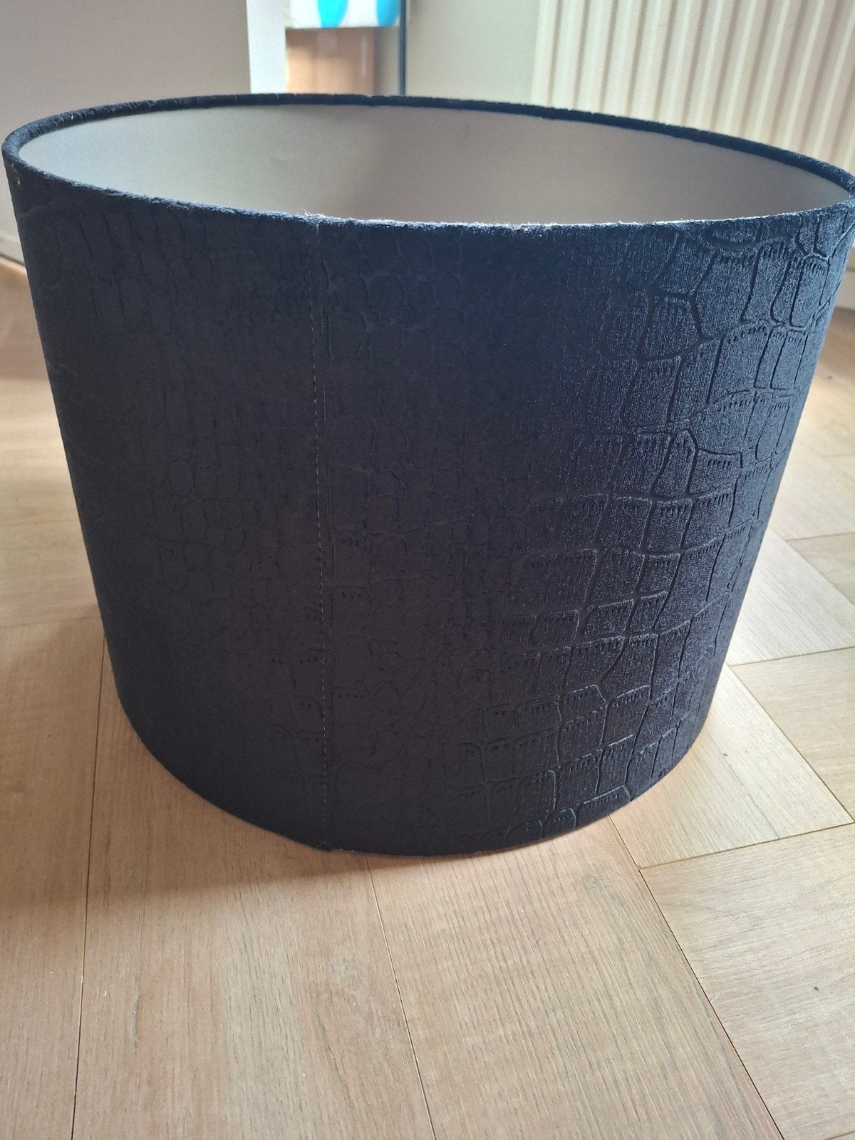 Zwarte lampenkap met velvet krokodillenprint, Ophalen, Gebruikt, Overige typen, Zwart