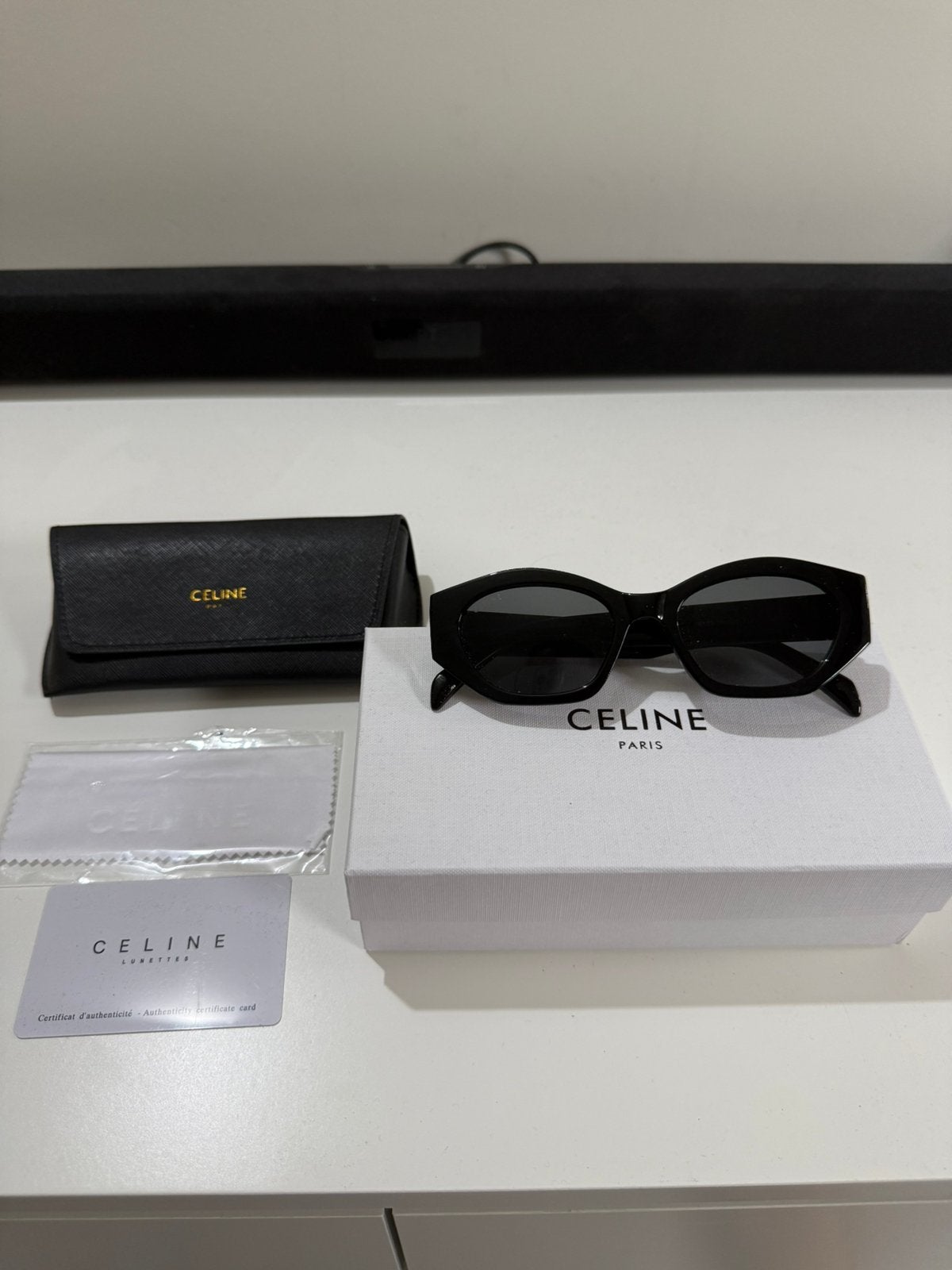 Celine Triomphe Cat-Eye (CL40238U), Ophalen of Verzenden, Zo goed als nieuw, Zwart, Overige merken