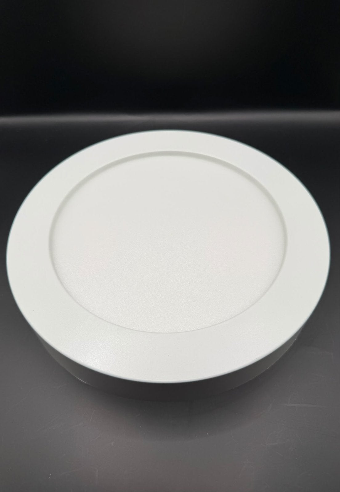 Nieuw in doos: Aigostar LED Slim Ronde Plafondlamp – 18W, Kunststof, Geschikt voor plafondmontage, Opbouwspot, Overige merken