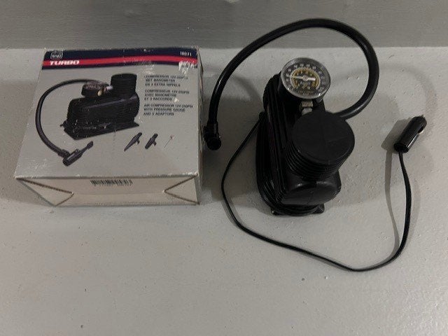 Compressor voor sigarettenaansteker, Auto diversen, Ophalen of Verzenden, Gebruikt